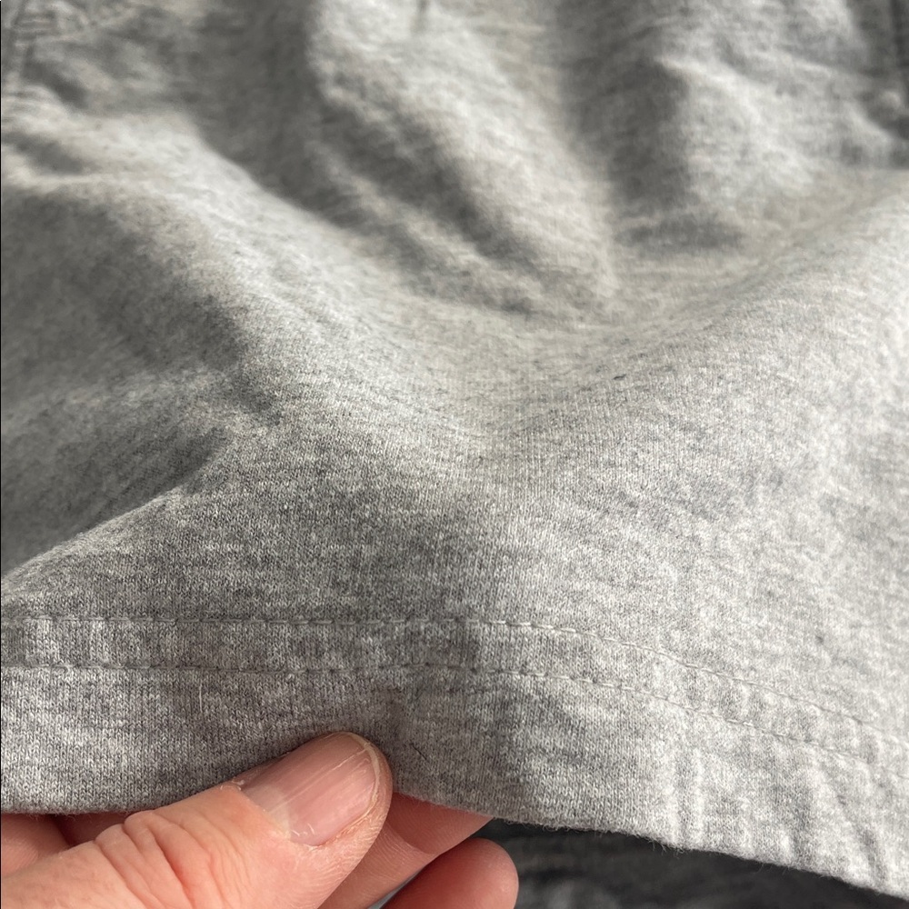 Boys M (7-8) gray sweatShorts - Picture 8 of 8